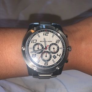 Men Michael Kors watch never used